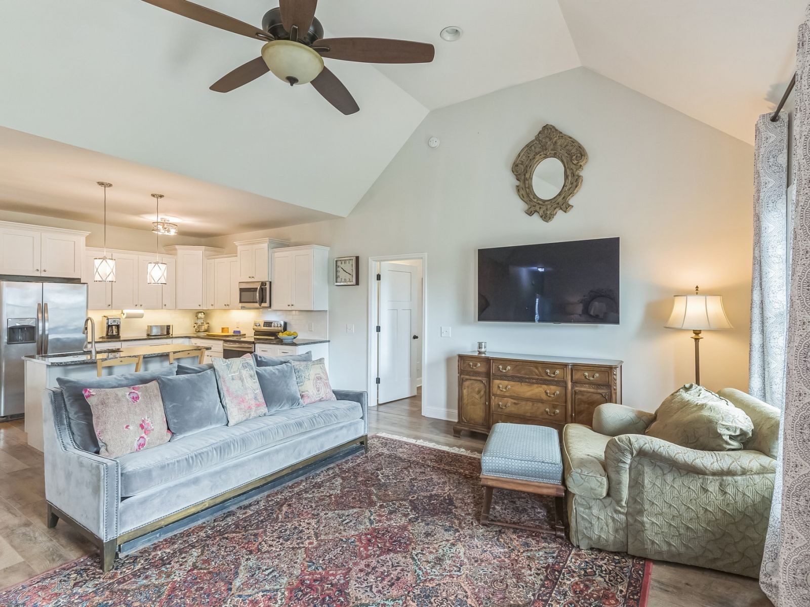 Image 4 of 36 For 8745 92nd Street B