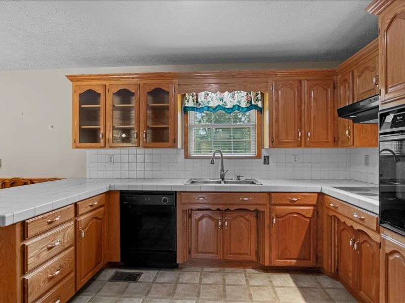 Image 12 of 64 For 14055 30th Terrace Road