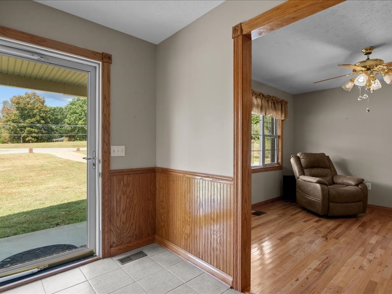 Image 15 of 64 For 14055 30th Terrace Road