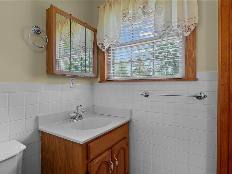 Image 20 of 64 For 14055 30th Terrace Road