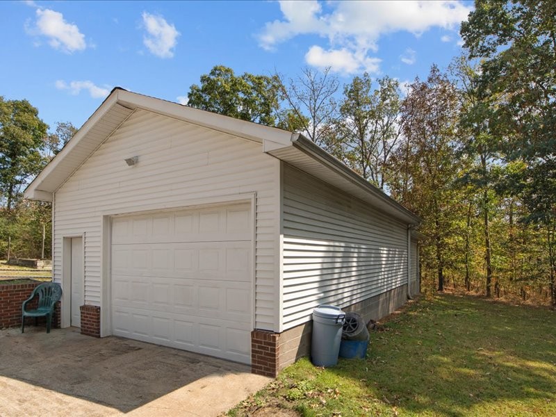 Image 37 of 64 For 14055 30th Terrace Road