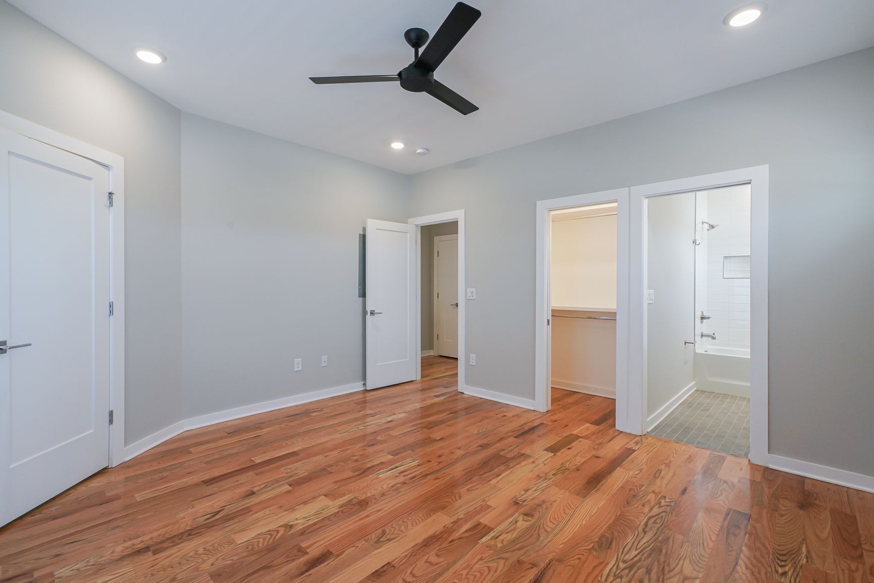 Image 4 of 28 For 99 Dakota Court