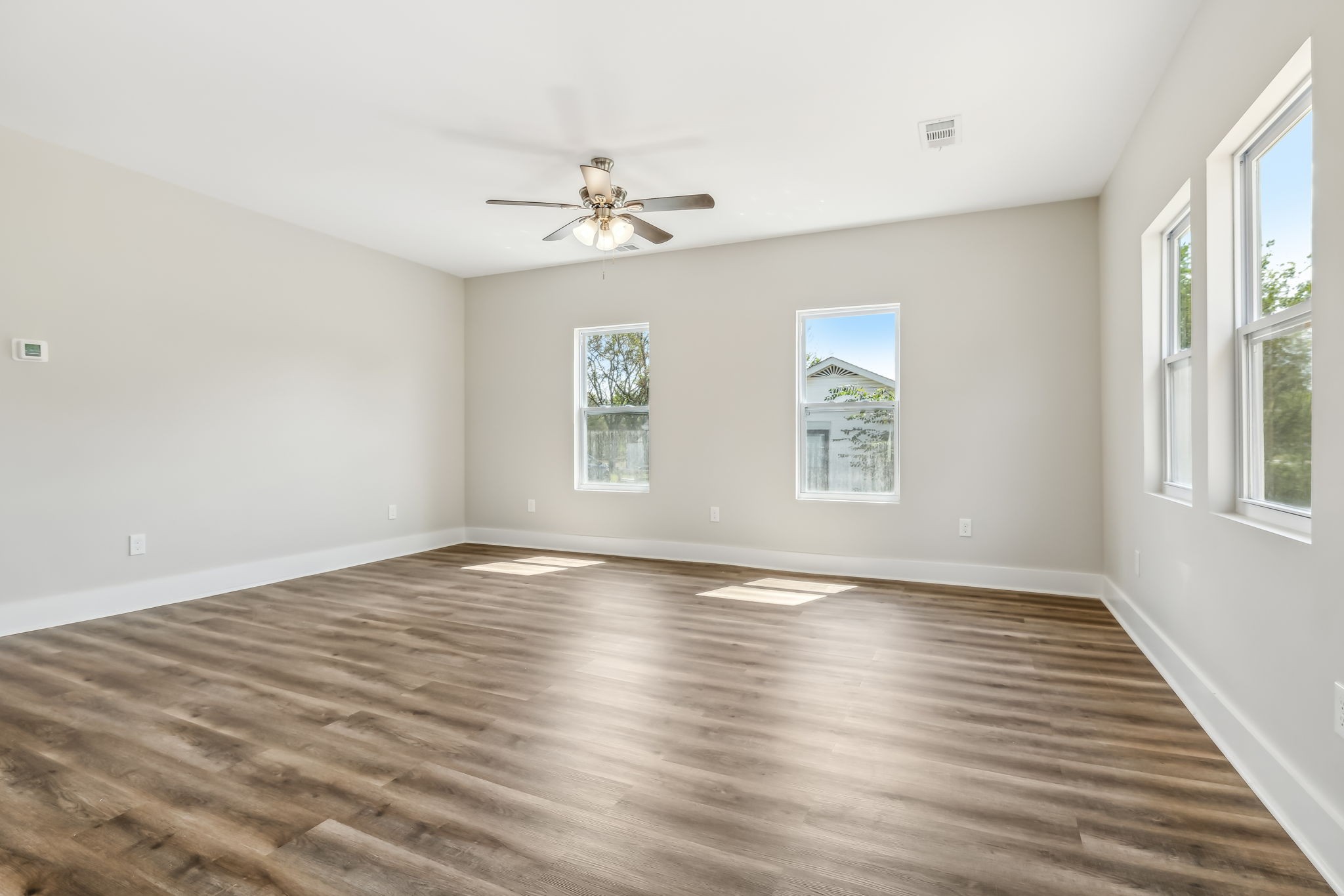 Image 7 of 65 For 9891 138th Loop