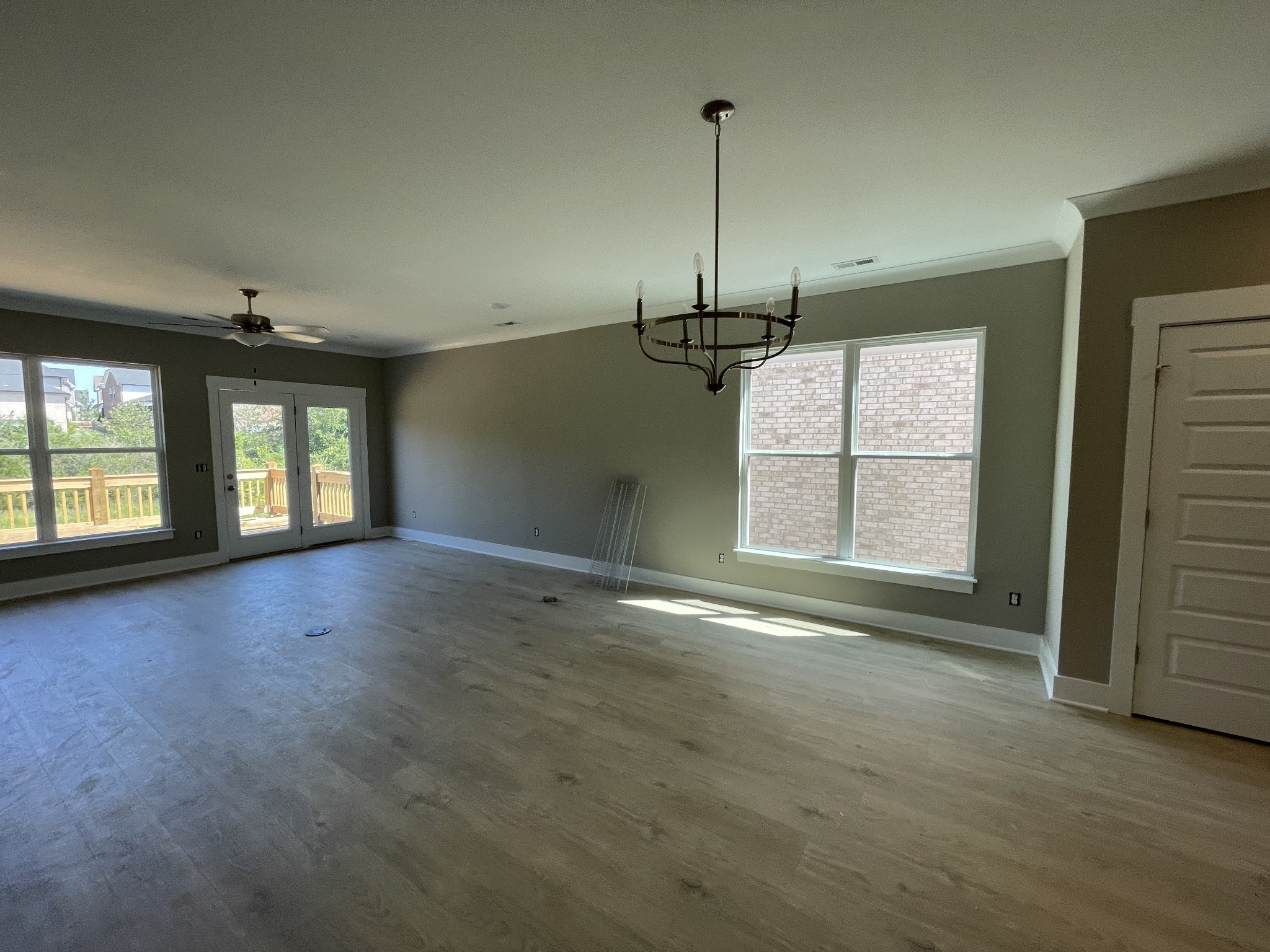 Image 4 of 38 For 8110 59th Terrace