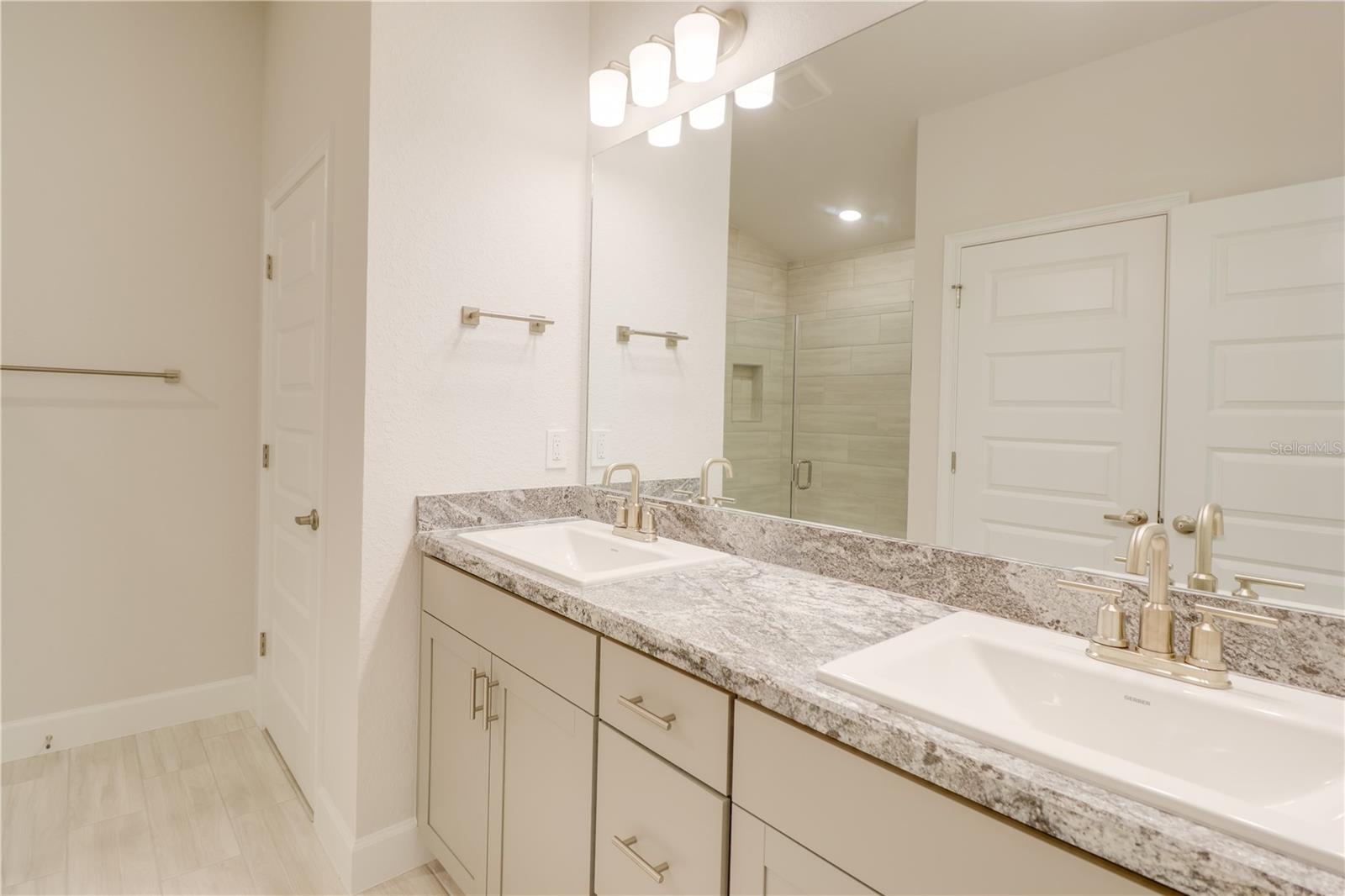 Image 15 of 19 For 3143 46th Avenue