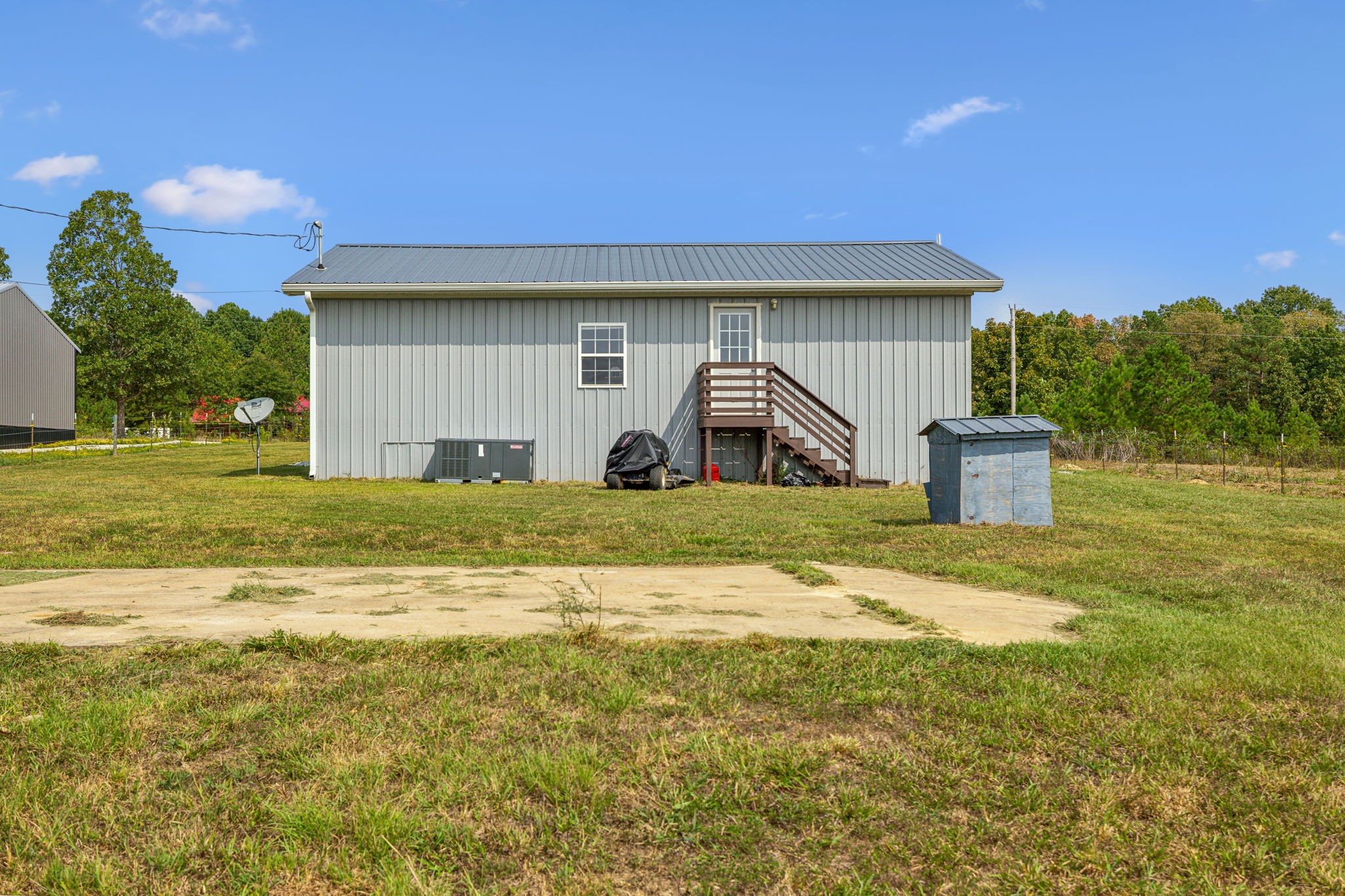 Image 22 of 45 For 7206 60th Lane