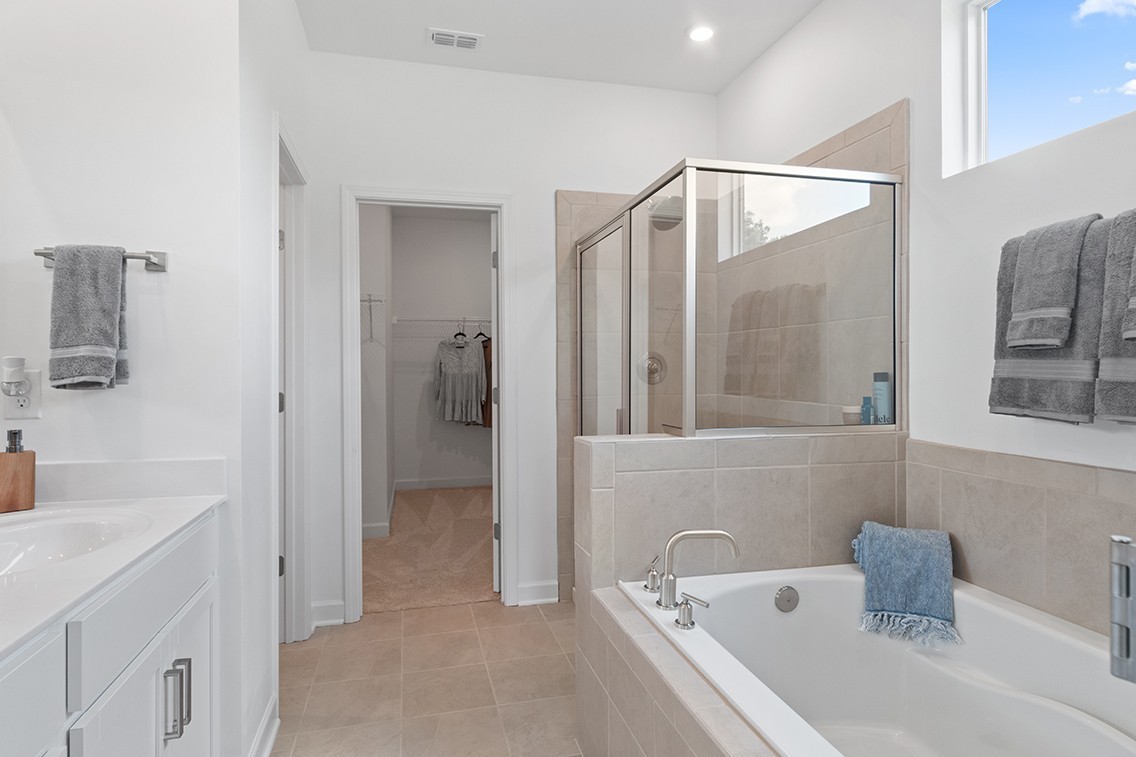 Image 21 of 52 For 14393 144th Avenue