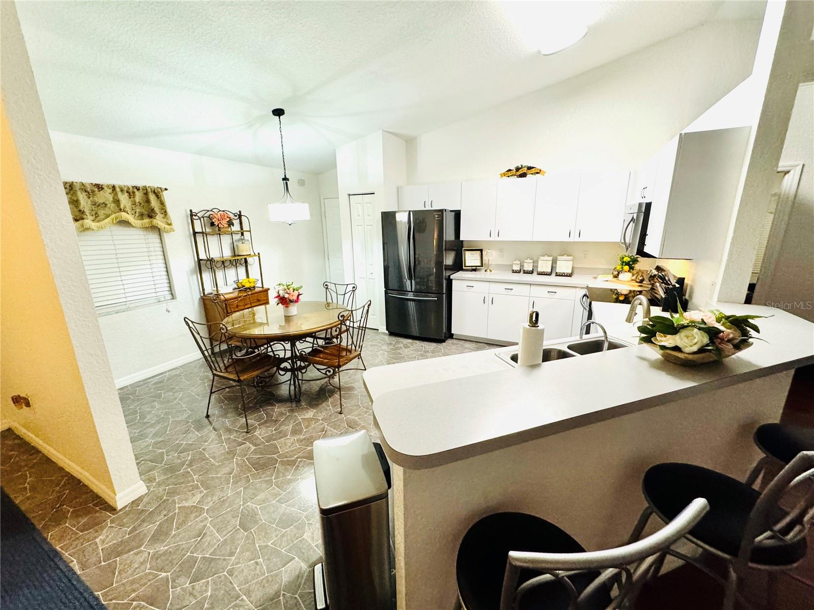 Image 3 of 39 For 5263 62nd Avenue Nw