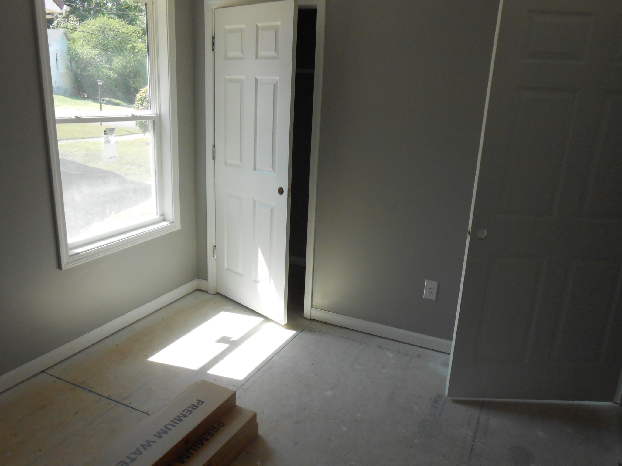 Image 9 of 43 For 13015 93rd Circle