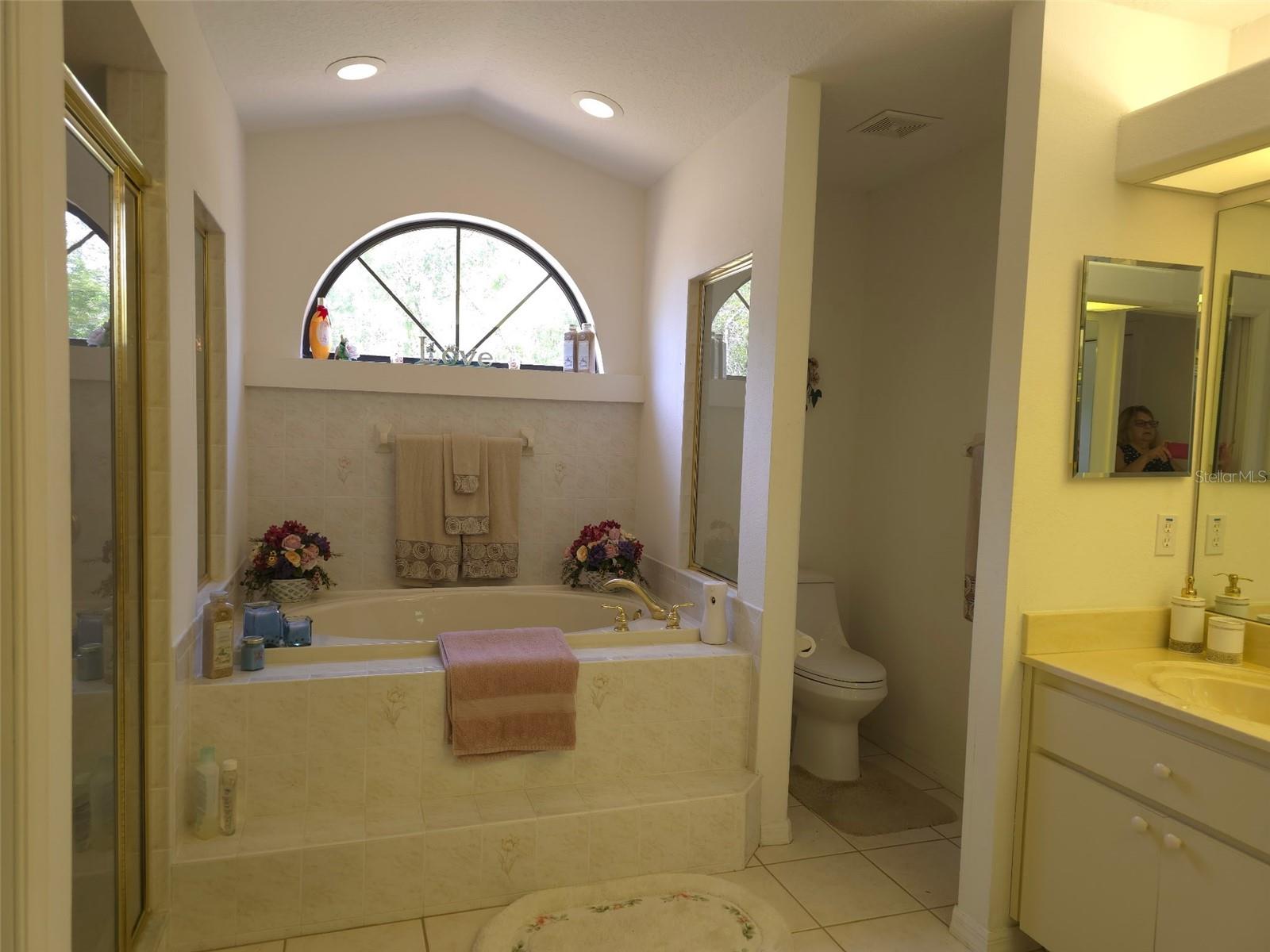 Image 15 of 32 For 4710 Mustang Boulevard