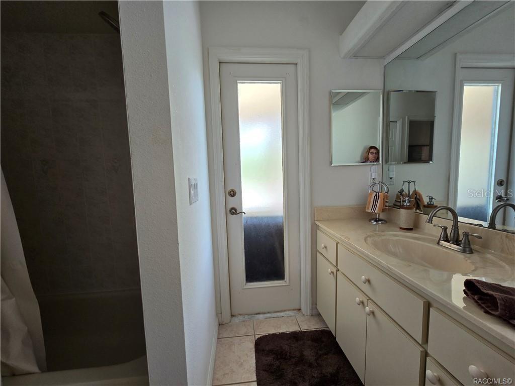 Image 21 of 32 For 4710 Mustang Boulevard