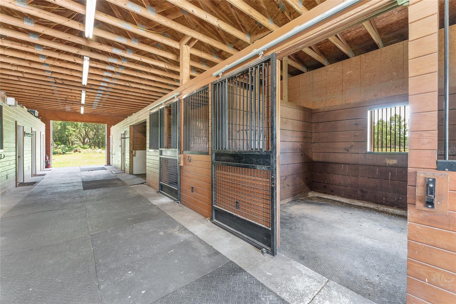 Image 17 of 65 For 9450 150th Avenue