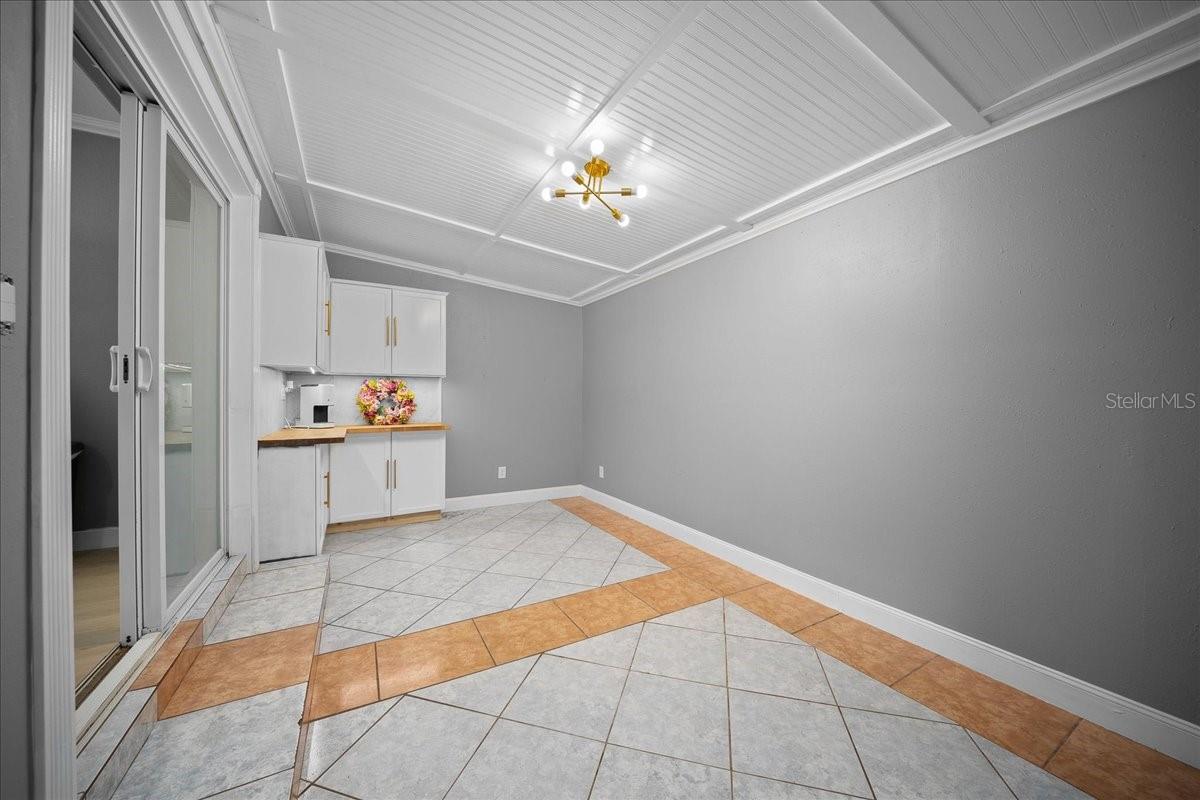 Image 21 of 42 For 219 Marion Oaks Lane