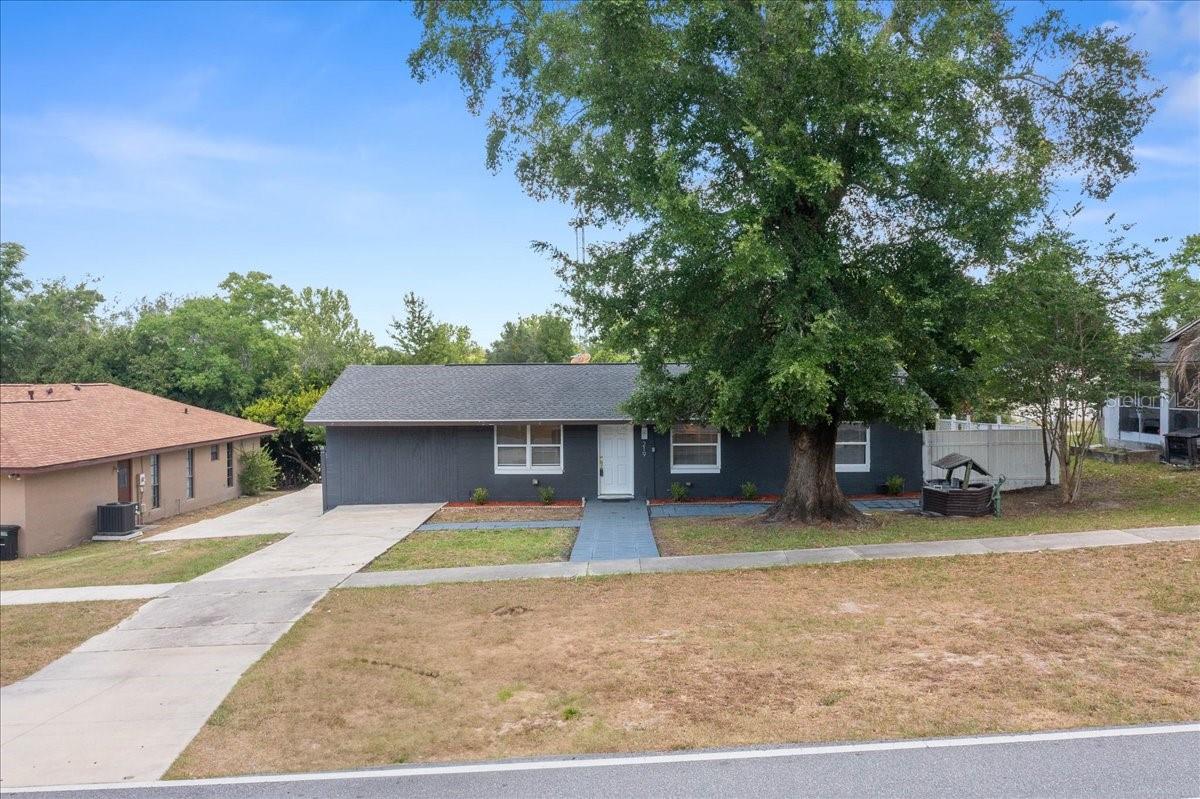 Image 30 of 42 For 219 Marion Oaks Lane