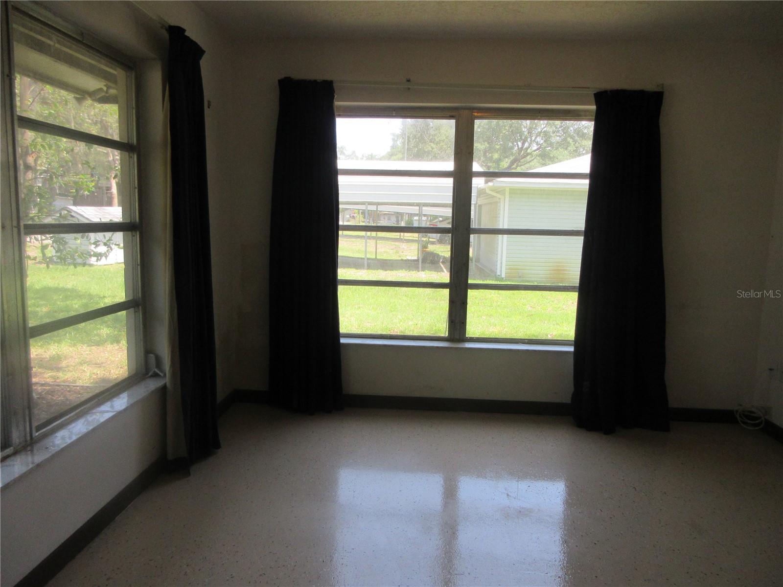 Image 33 of 83 For 1675 190th Avenue