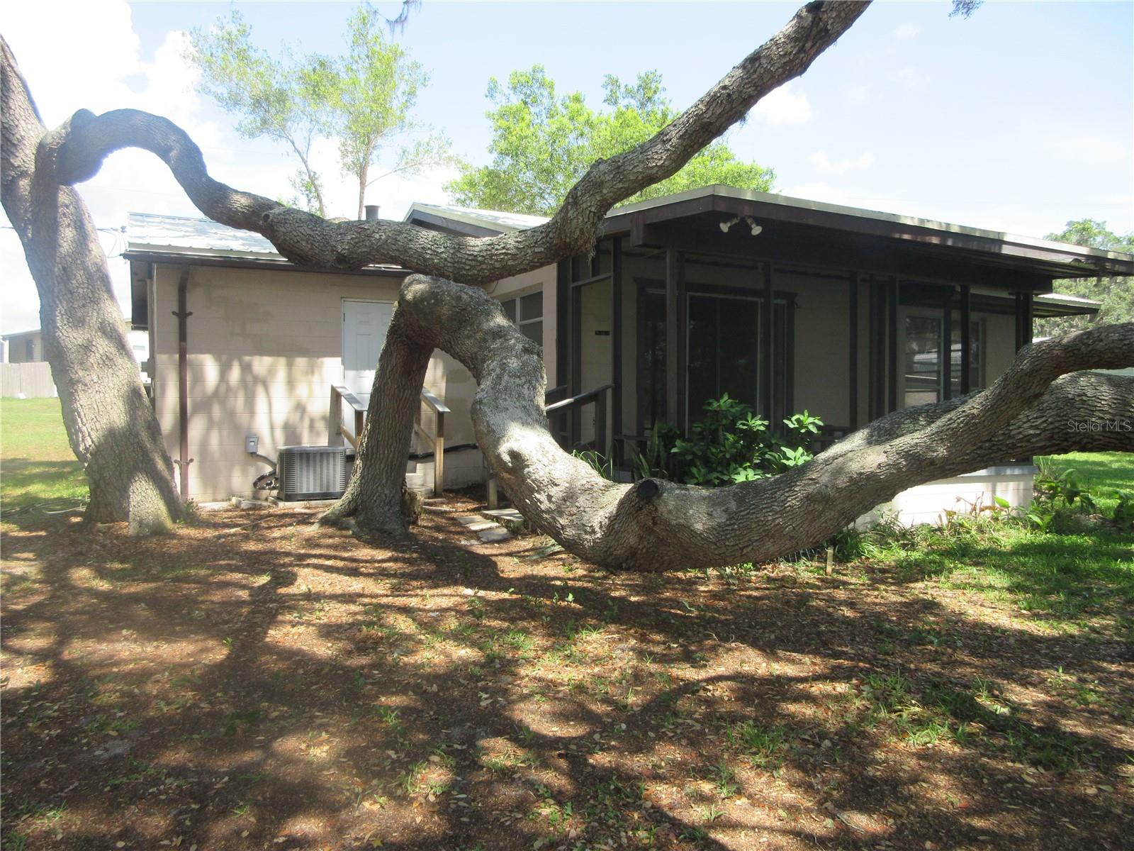 Image 4 of 83 For 1675 190th Avenue