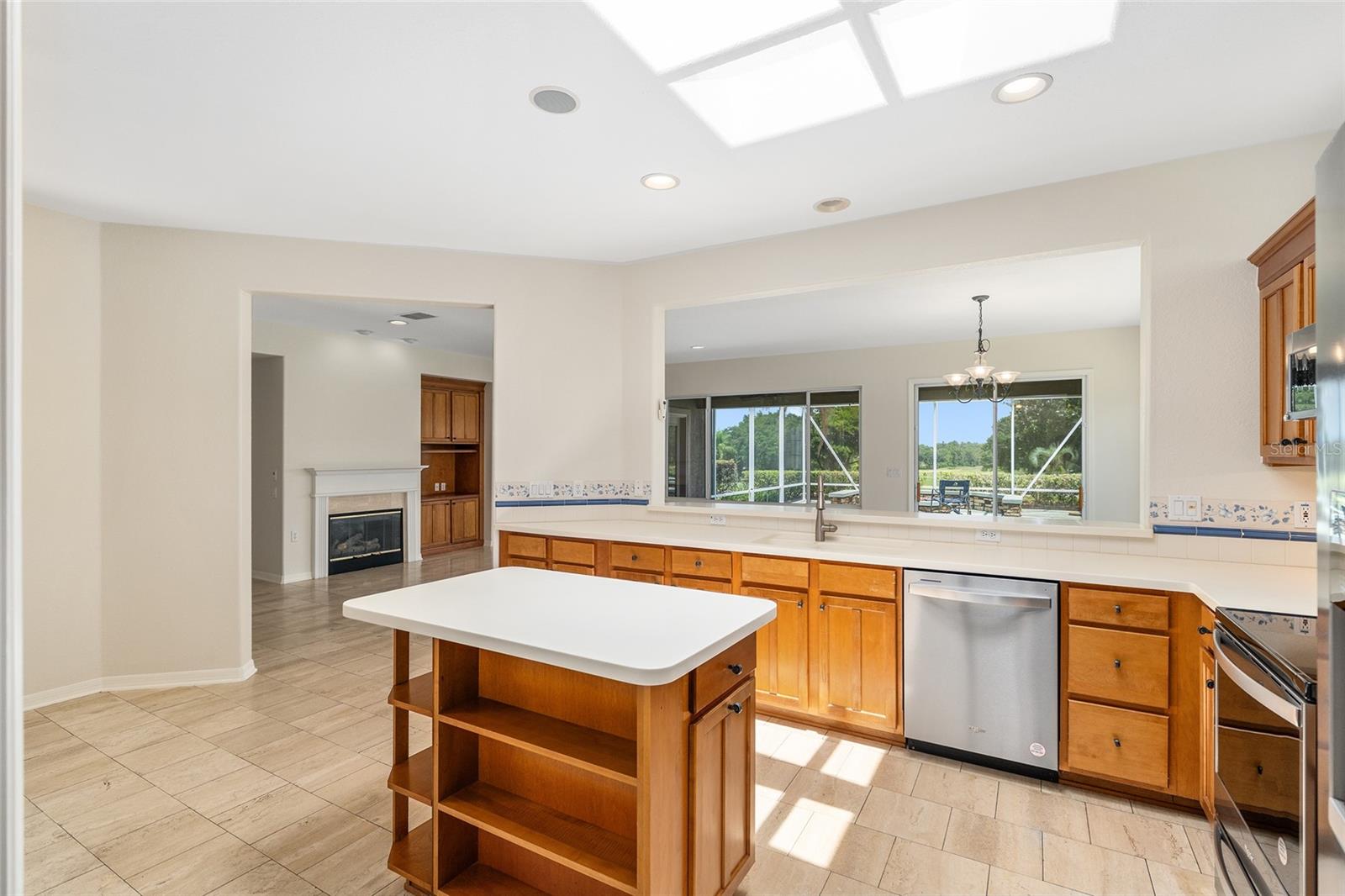 Image 16 of 75 For 13495 93rd Court Road