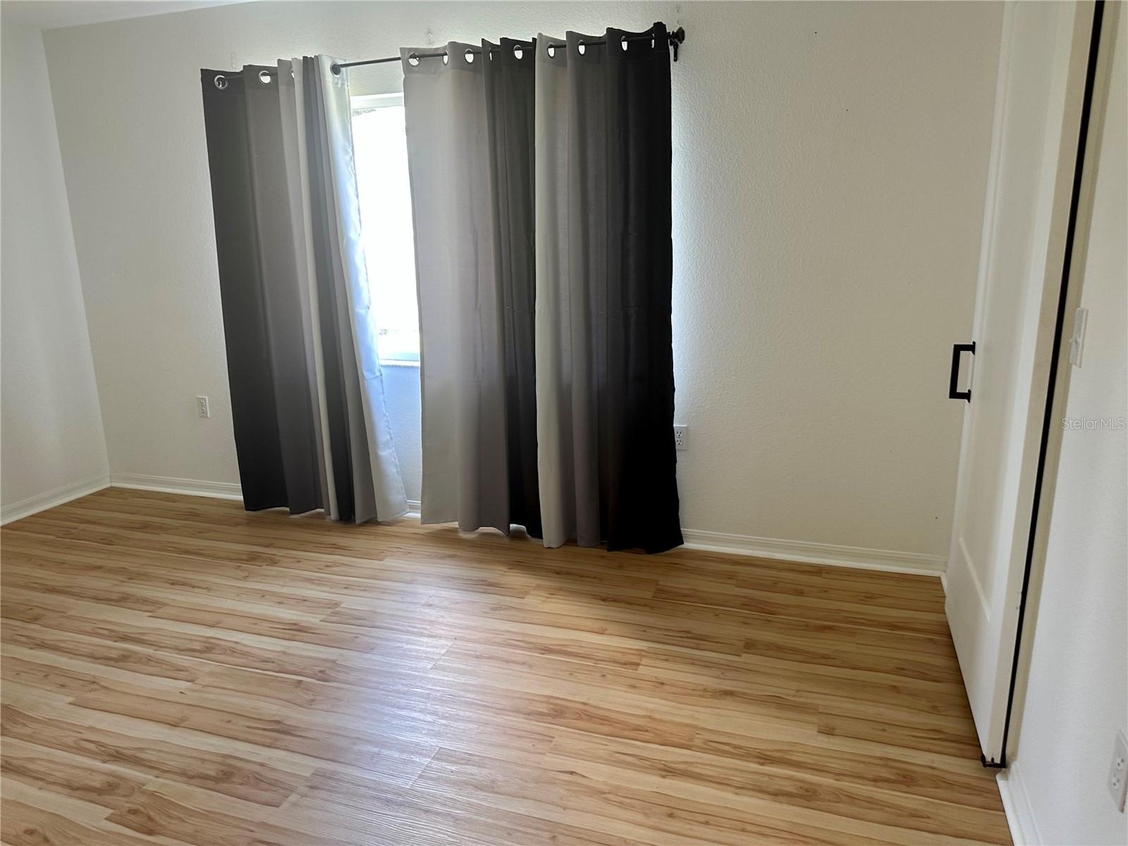 Image 29 of 64 For 14117 115th Circle