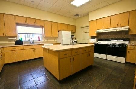 Image 64 of 64 For 14117 115th Circle