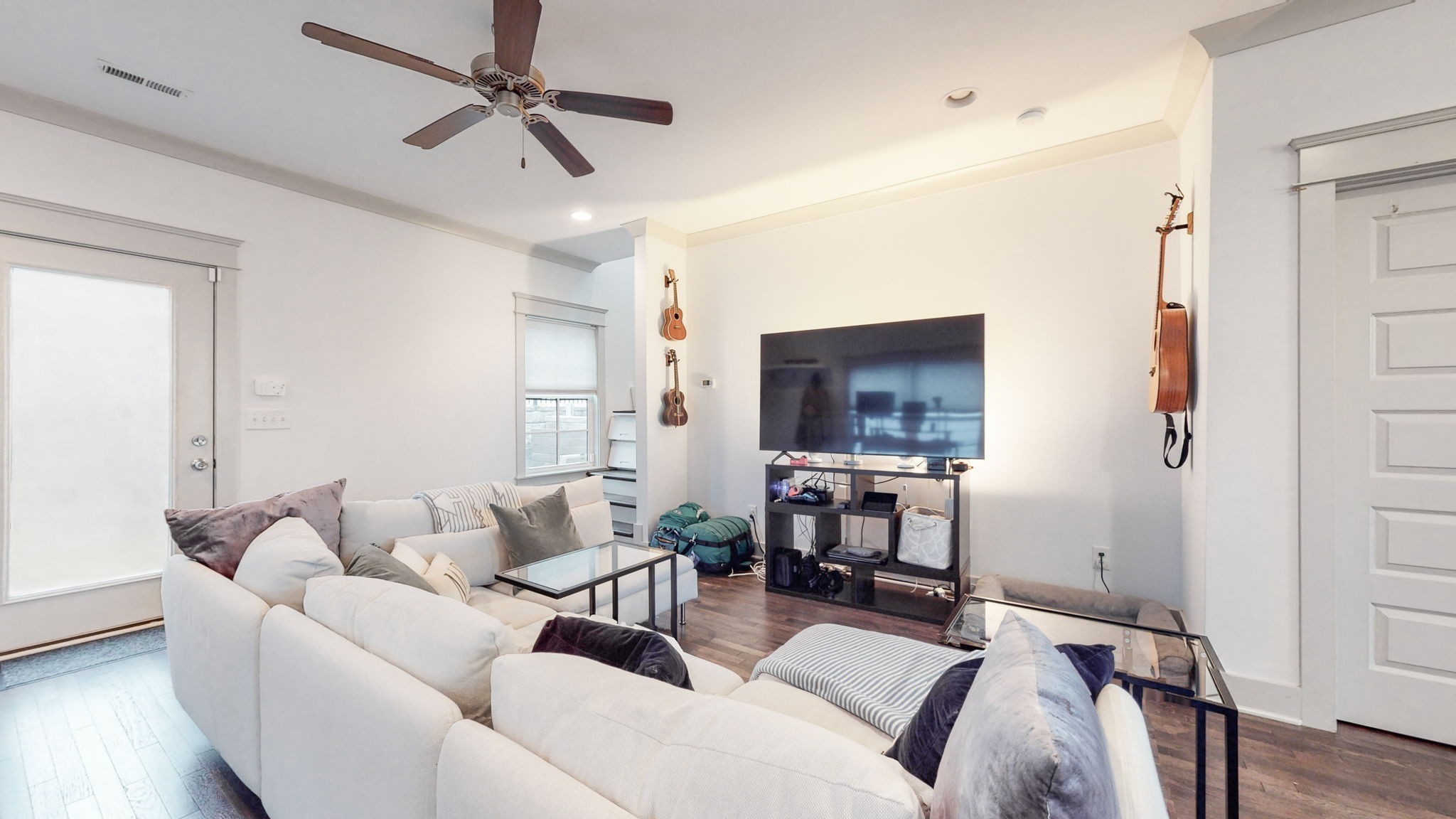 Image 11 of 23 For 6527 Eleanor Drive