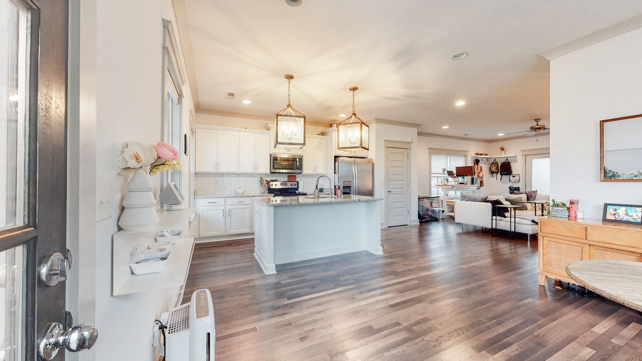 Image 3 of 23 For 6527 Eleanor Drive