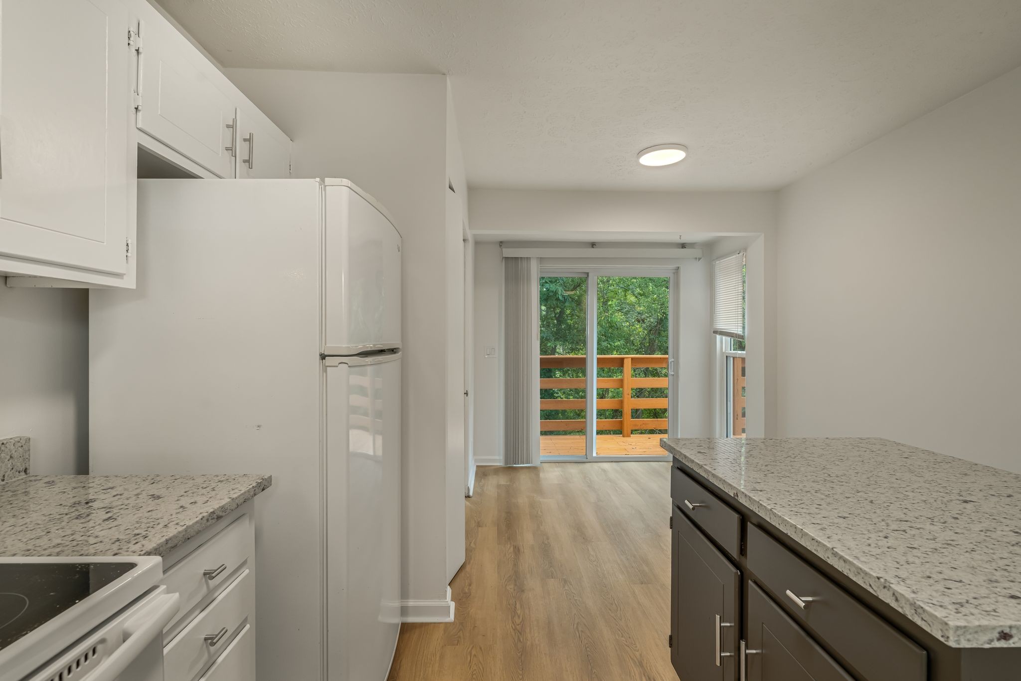 Listing photo id 9 for 11766 Memorial Drive