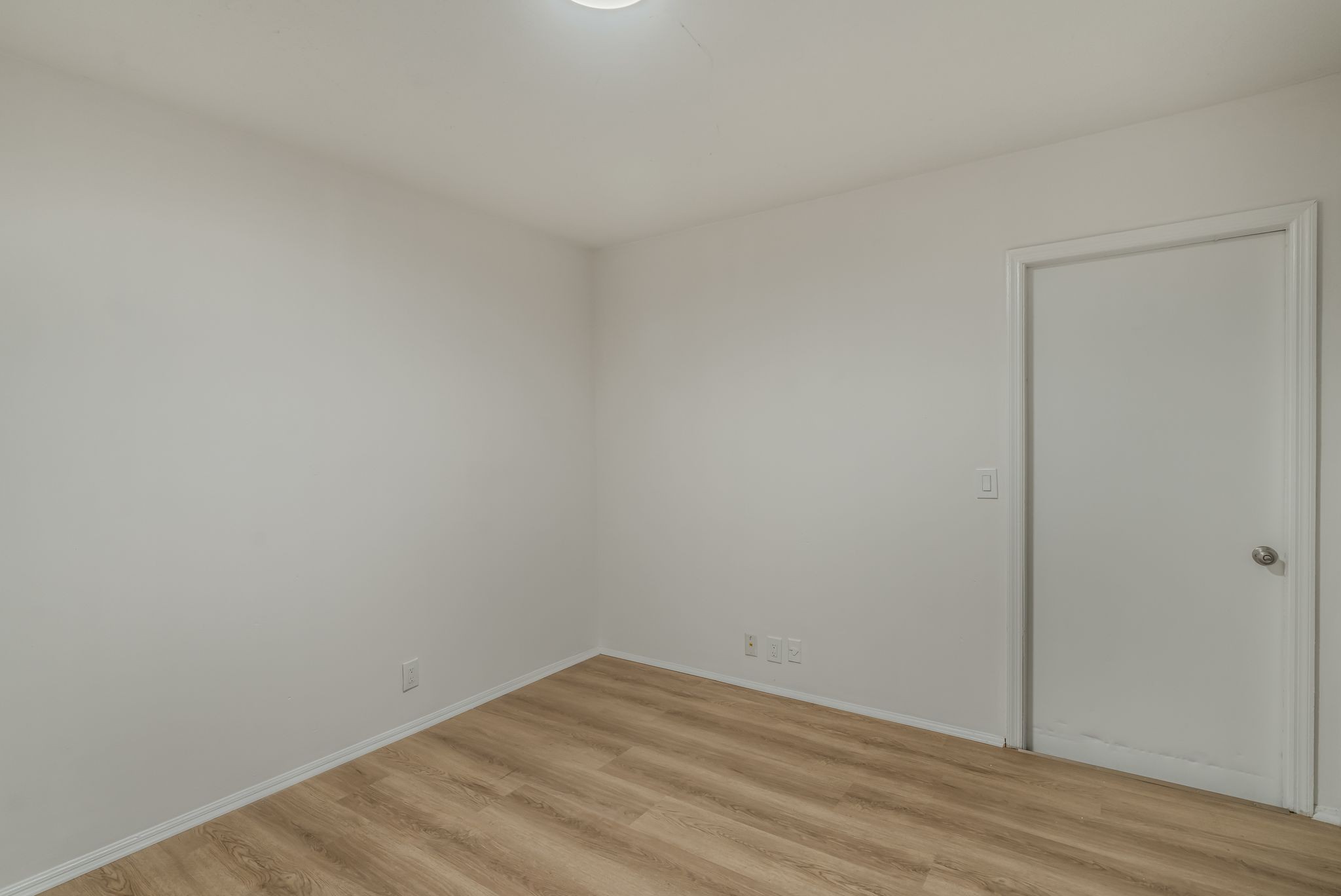 Listing photo id 22 for 11766 Memorial Drive