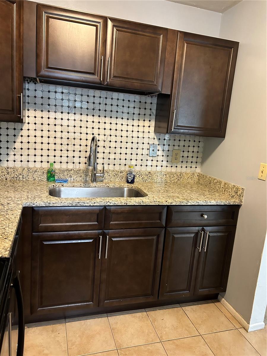 Image 4 of 15 For 3936 26th Terrace B