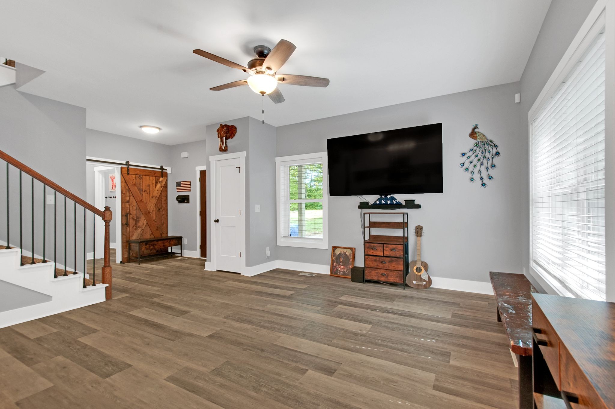 Listing photo id 7 for 11296 Curio Drive