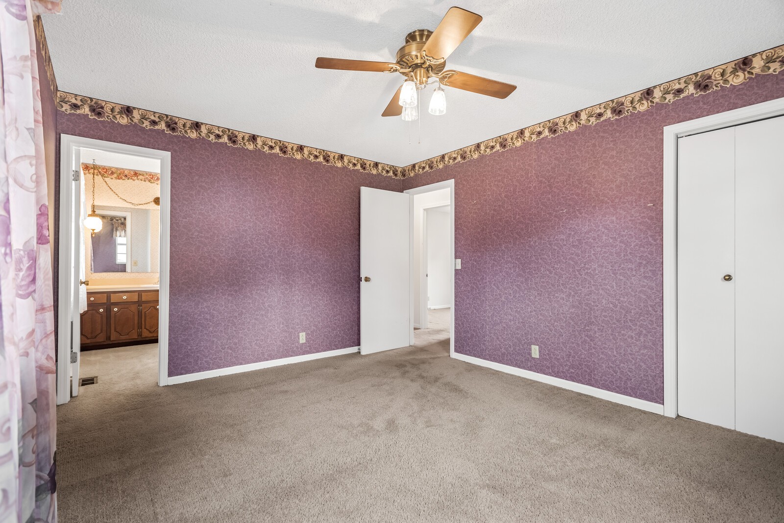 Image 15 of 62 For 9777 63rd Loop