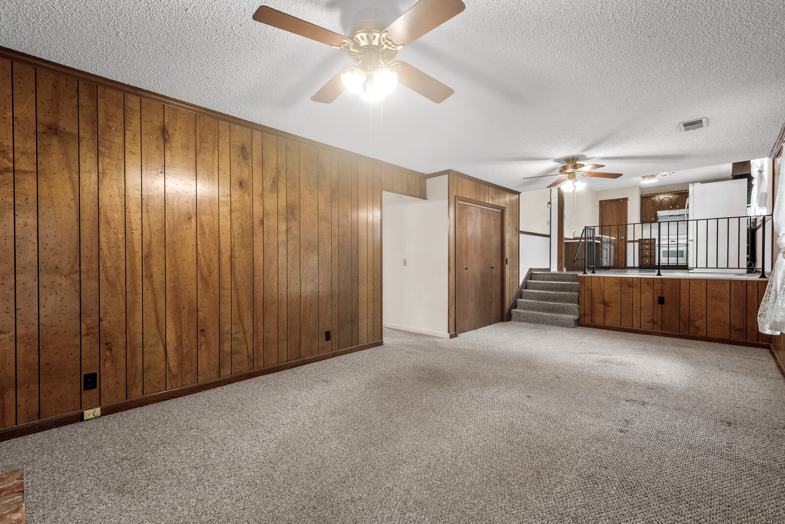 Image 9 of 62 For 9777 63rd Loop