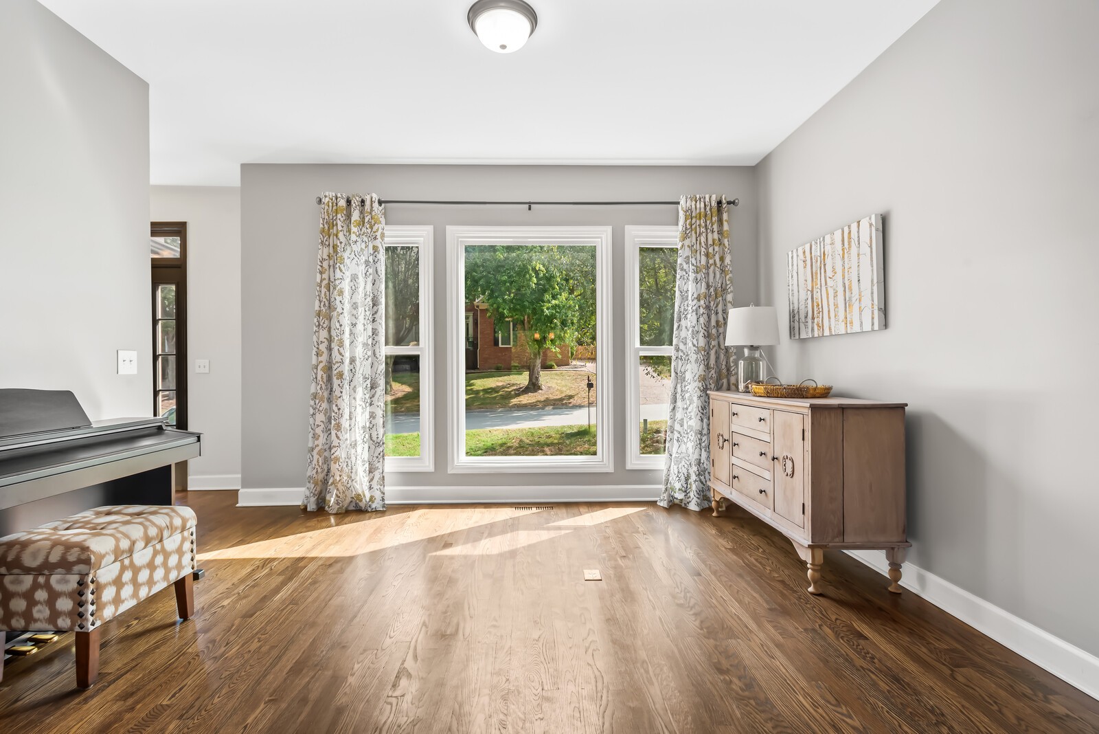 Image 10 of 66 For 4305 20th Avenue