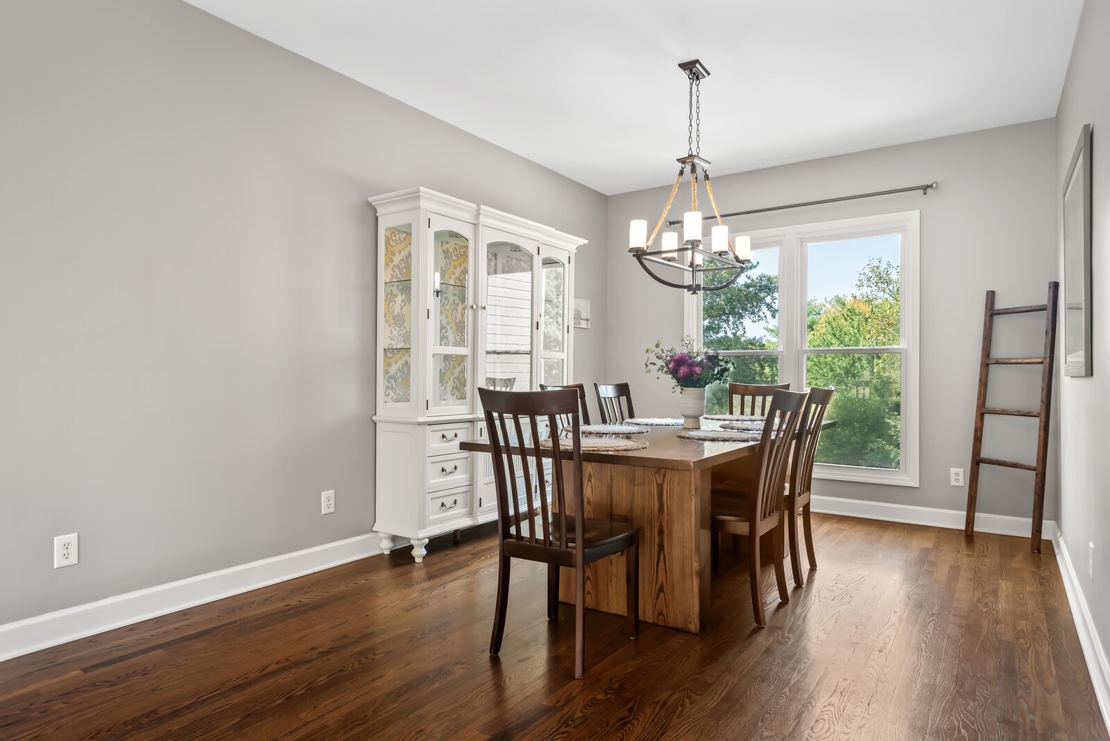 Image 14 of 66 For 4305 20th Avenue