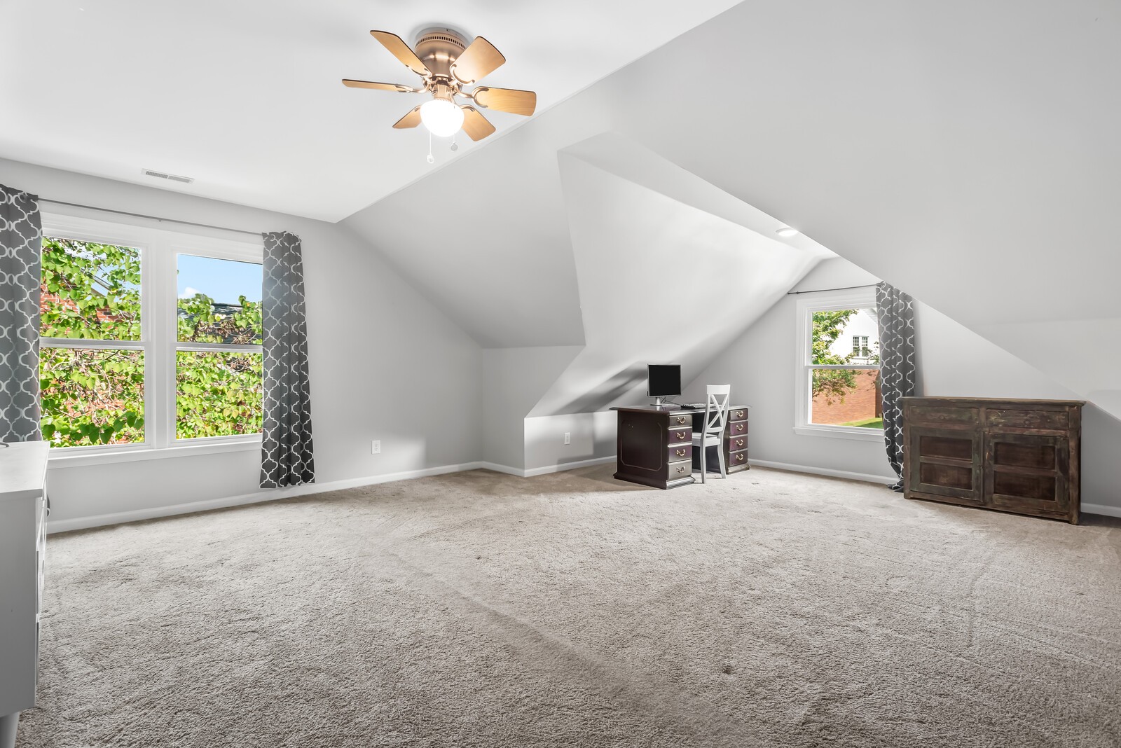 Image 40 of 66 For 4305 20th Avenue