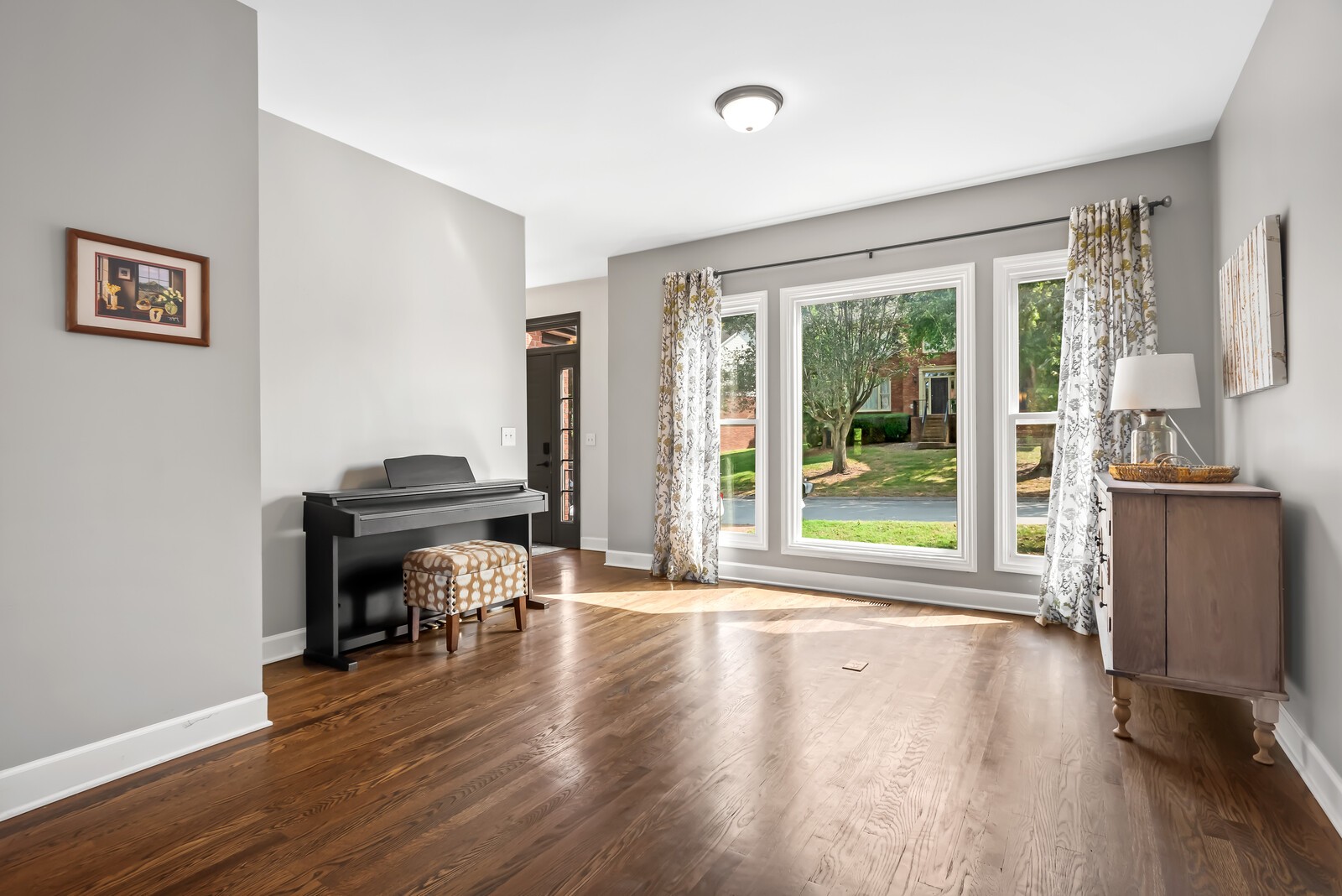 Image 8 of 66 For 4305 20th Avenue