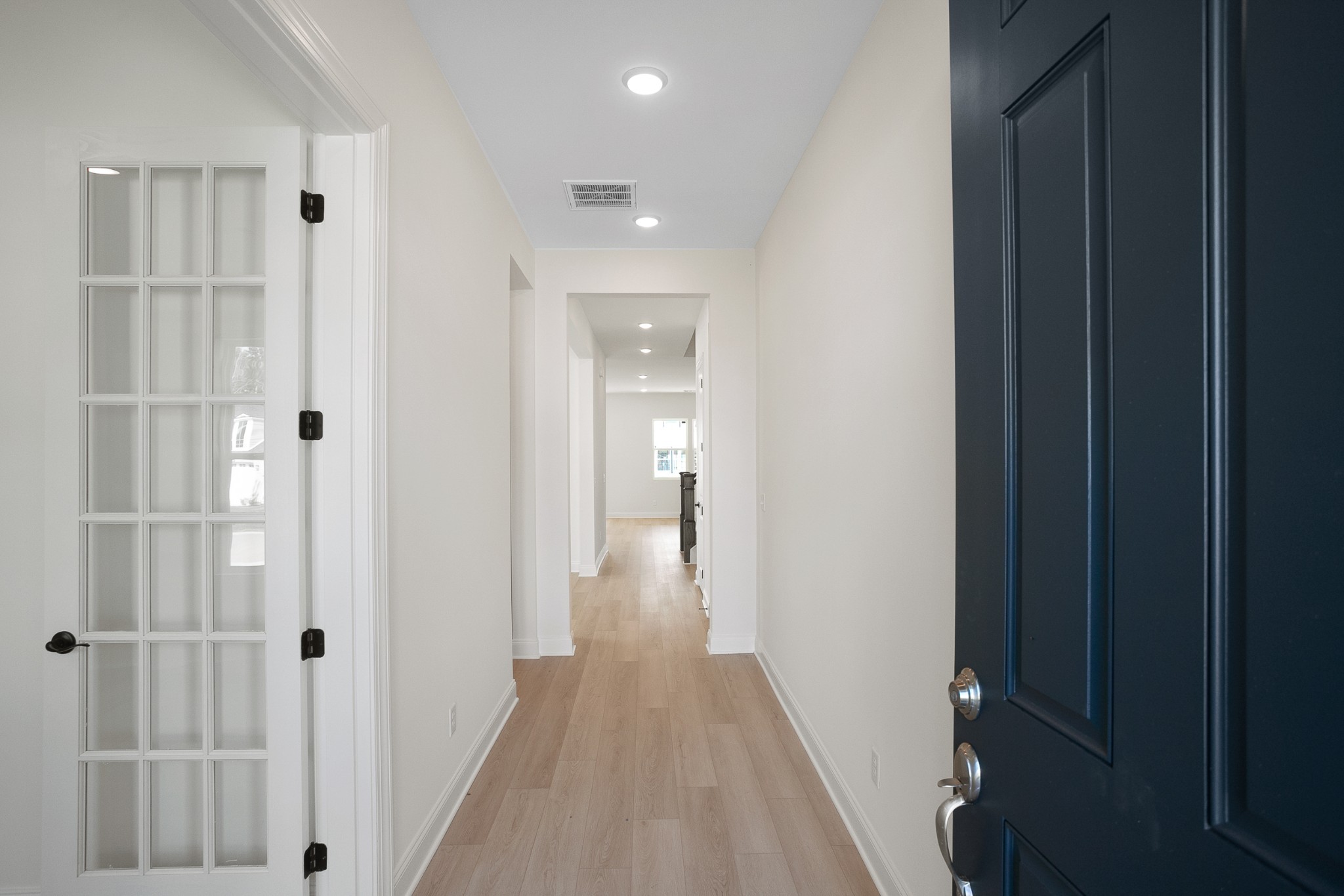 Image 14 of 40 For 3706 Honeylocust Drive