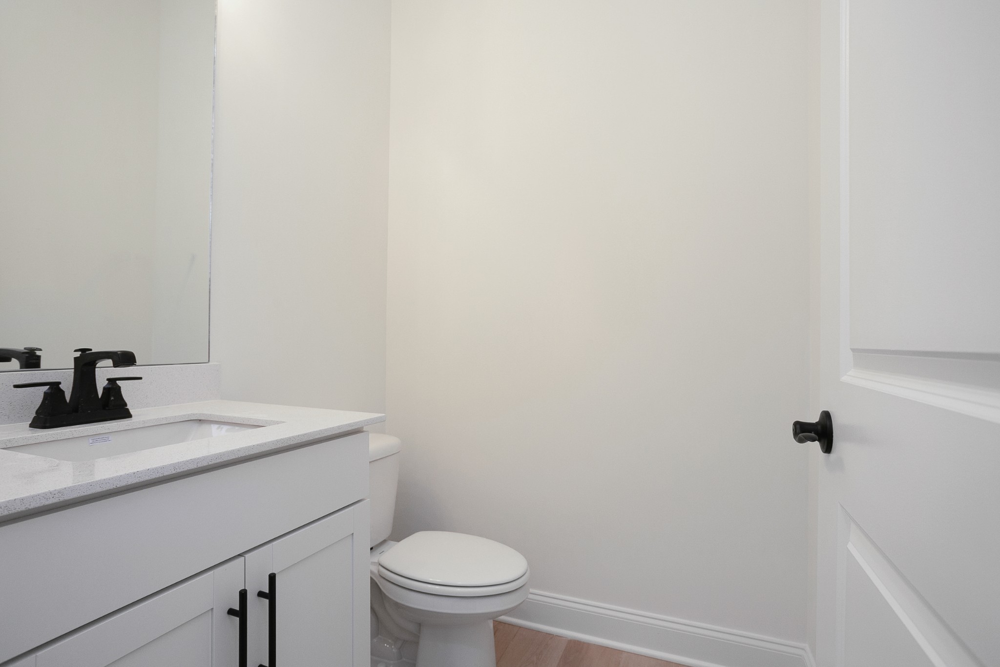 Image 16 of 40 For 3706 Honeylocust Drive