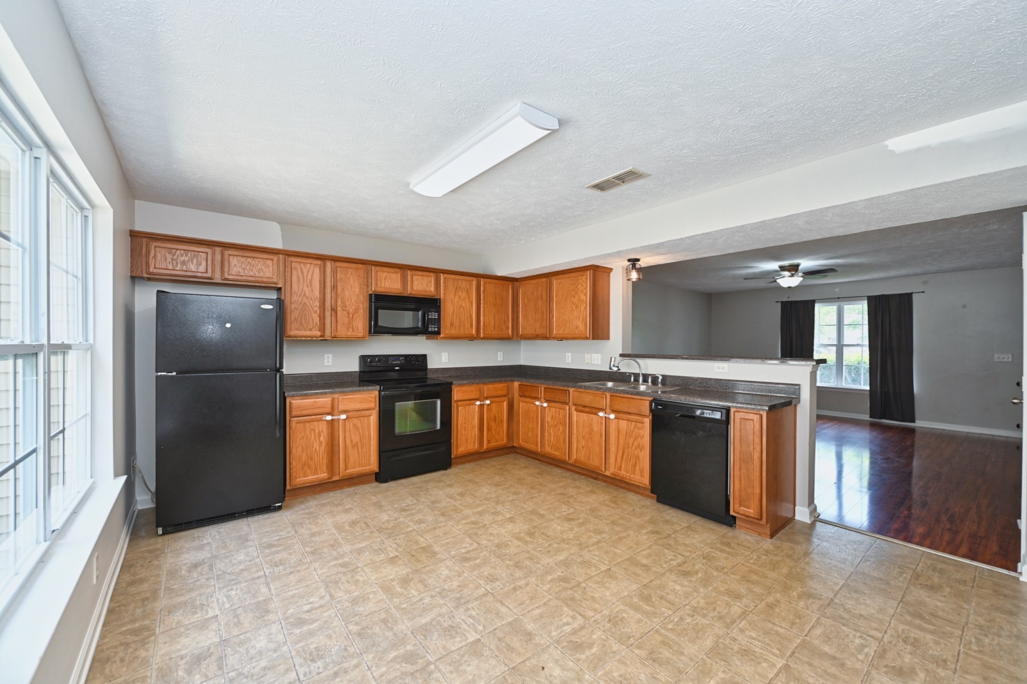 Image 13 of 24 For Lot 422 & 423 Shorewood Drive