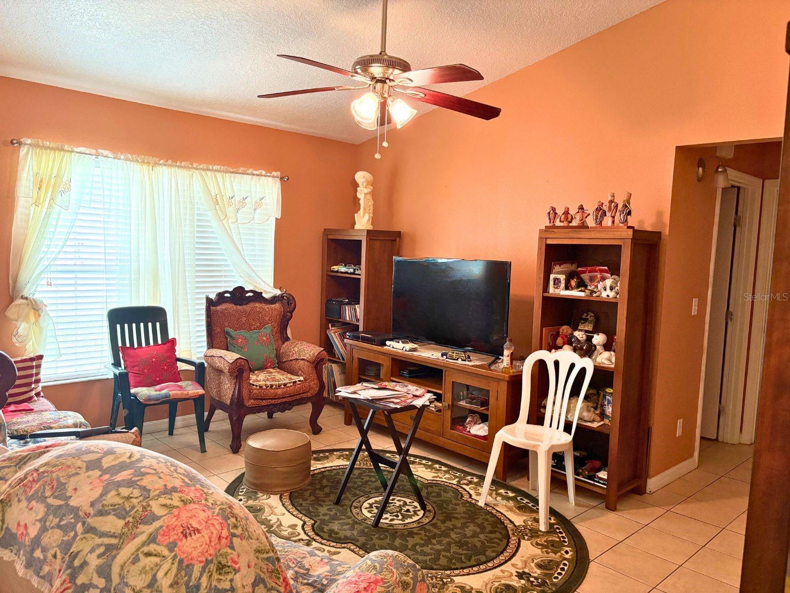 Image 11 of 43 For 14 Dogwood Drive Radial