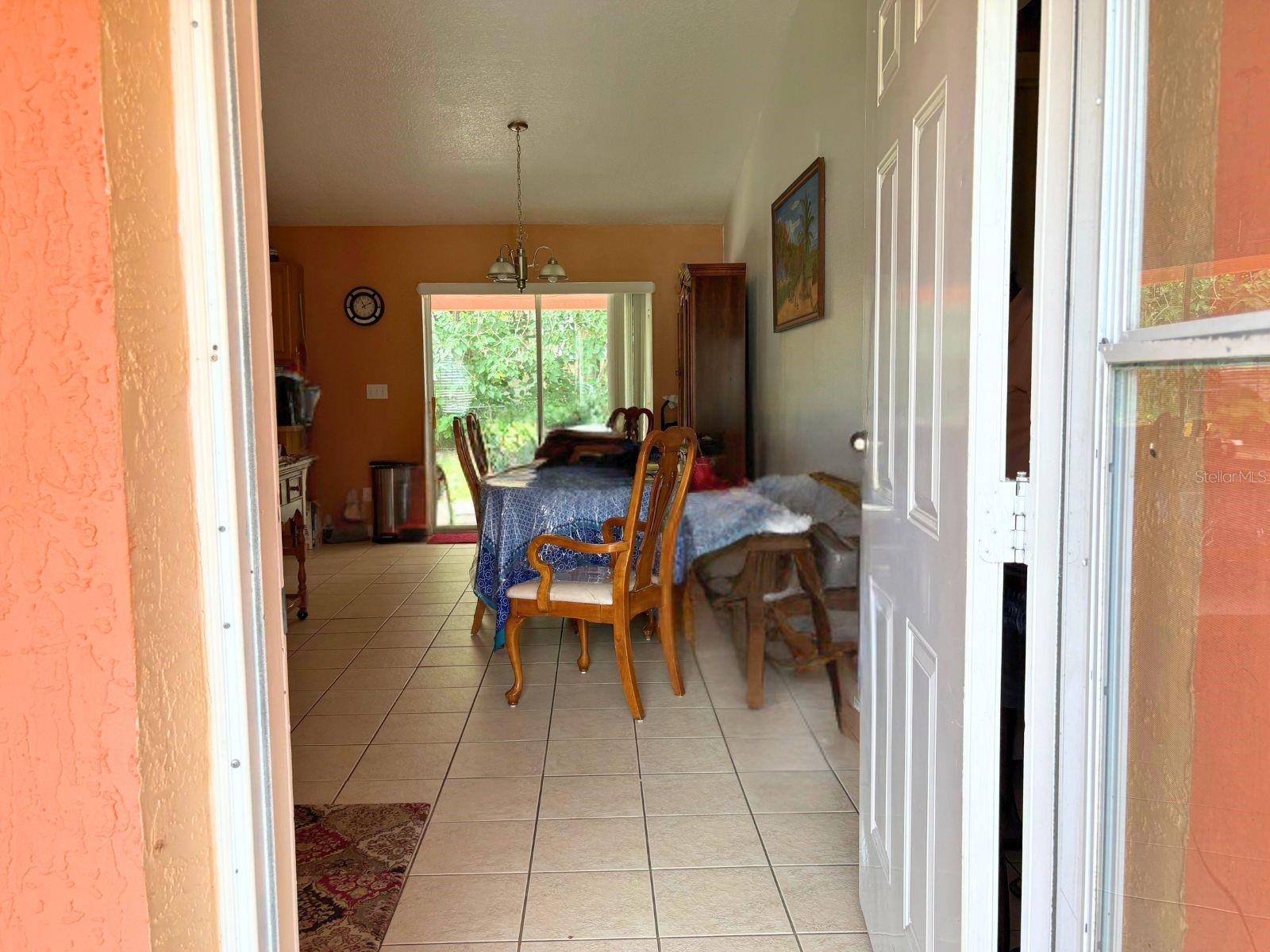 Image 4 of 43 For 14 Dogwood Drive Radial