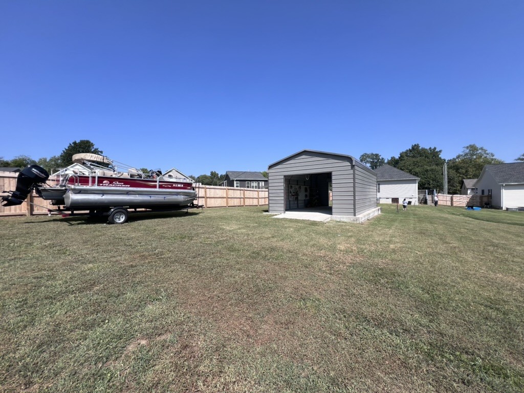 Image 32 of 42 For 9973 Chelic Drive