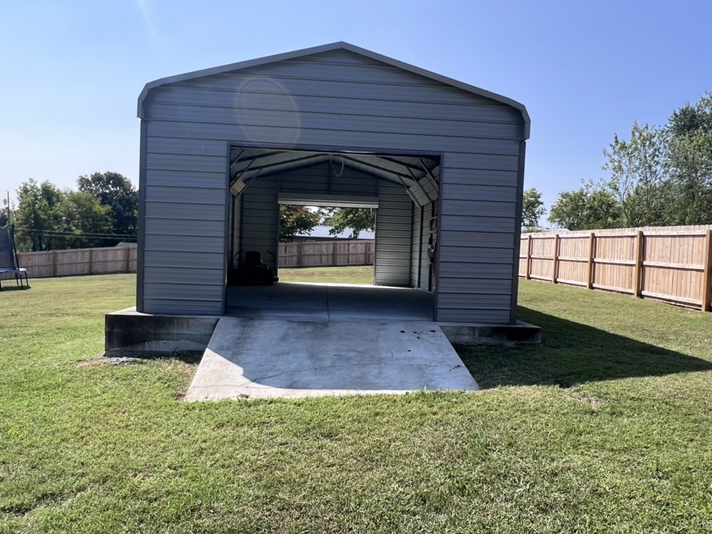 Image 35 of 42 For 9973 Chelic Drive
