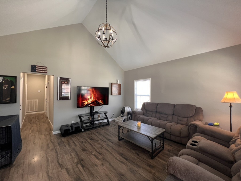 Image 5 of 42 For 9973 Chelic Drive