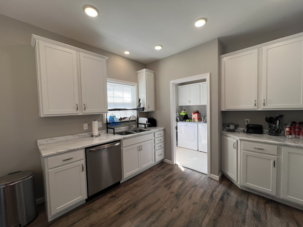 Image 9 of 42 For 9973 Chelic Drive