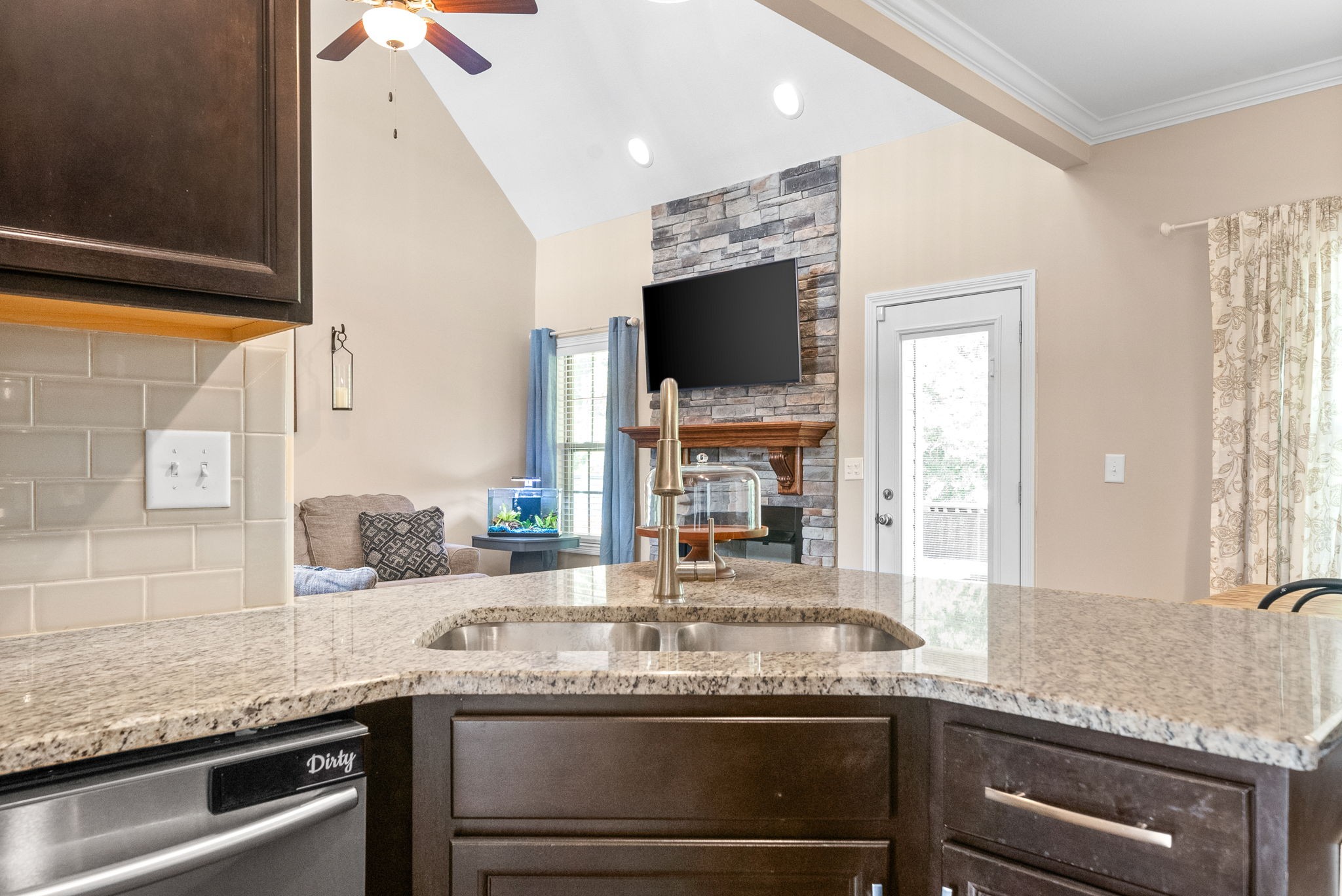 Image 13 of 22 For 2865 90th Street