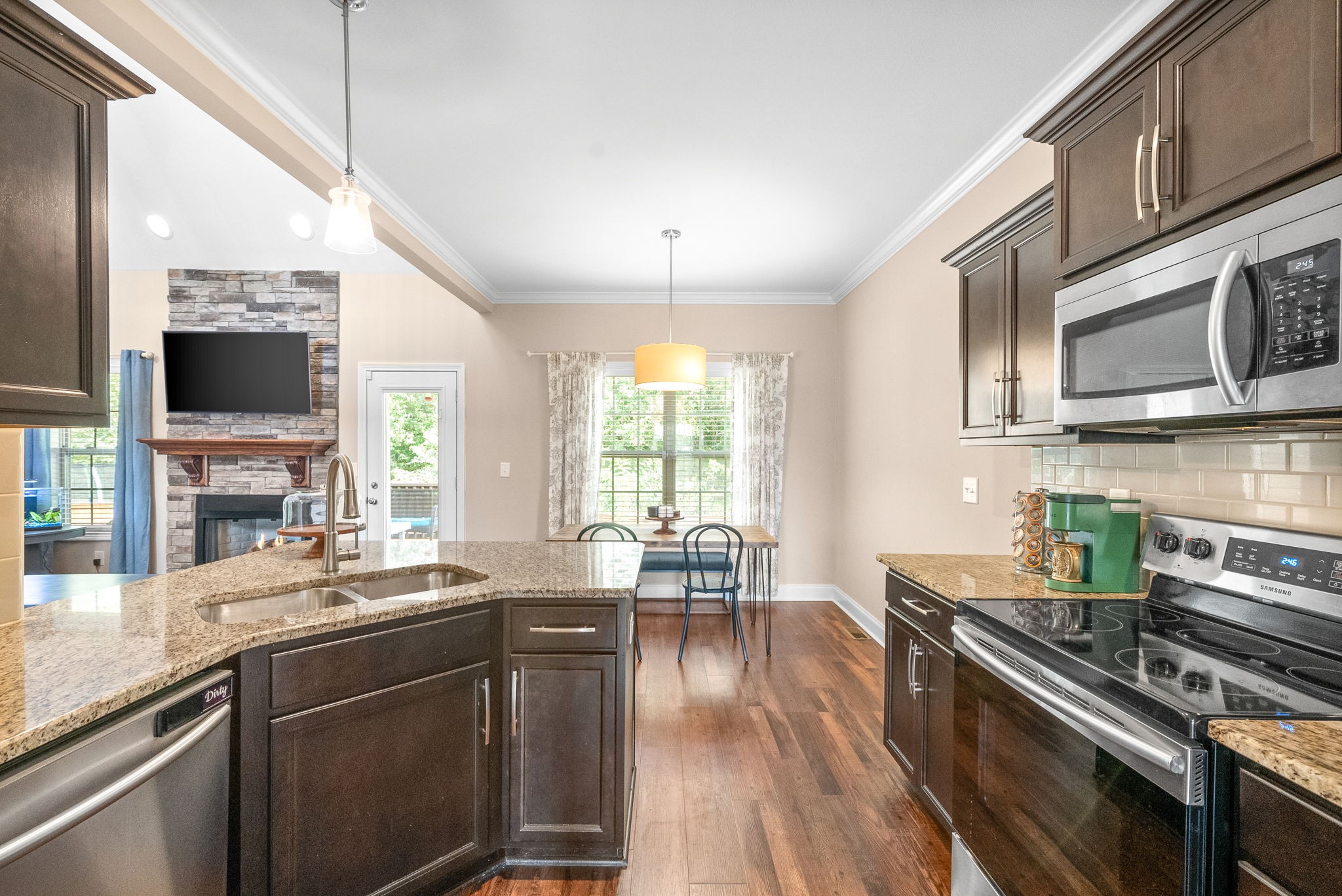 Image 15 of 22 For 2865 90th Street