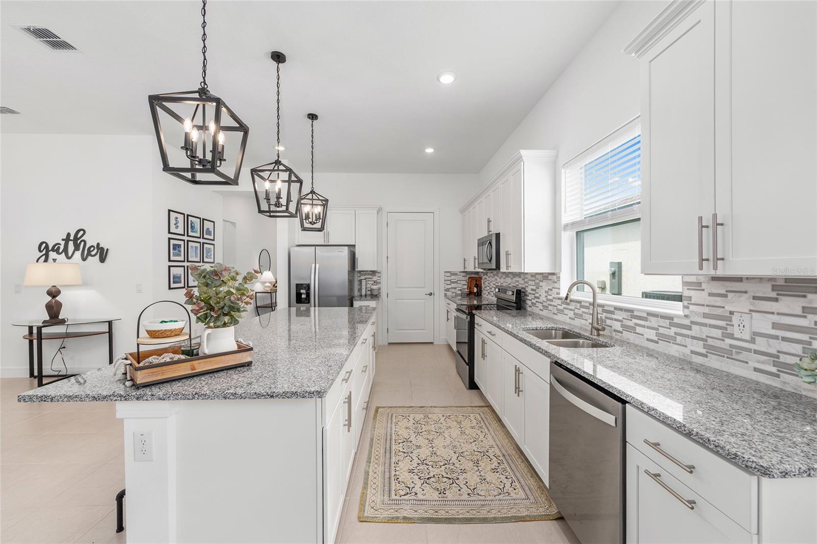 Image 12 of 39 For 8809 61st Loop