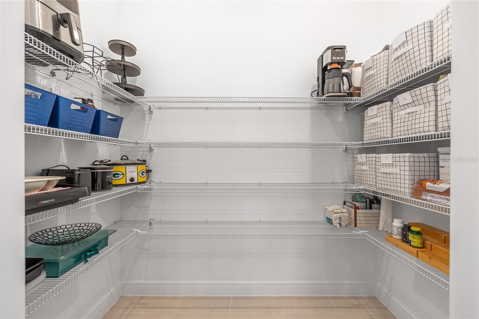 Image 13 of 39 For 8809 61st Loop