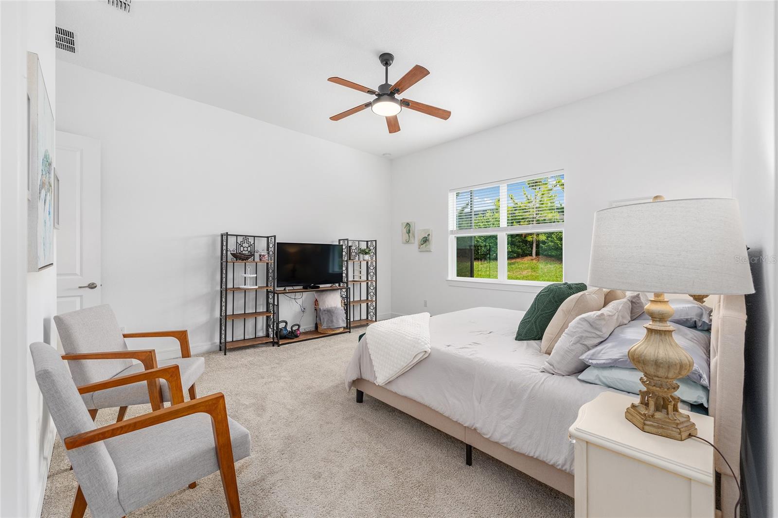 Image 24 of 39 For 8809 61st Loop