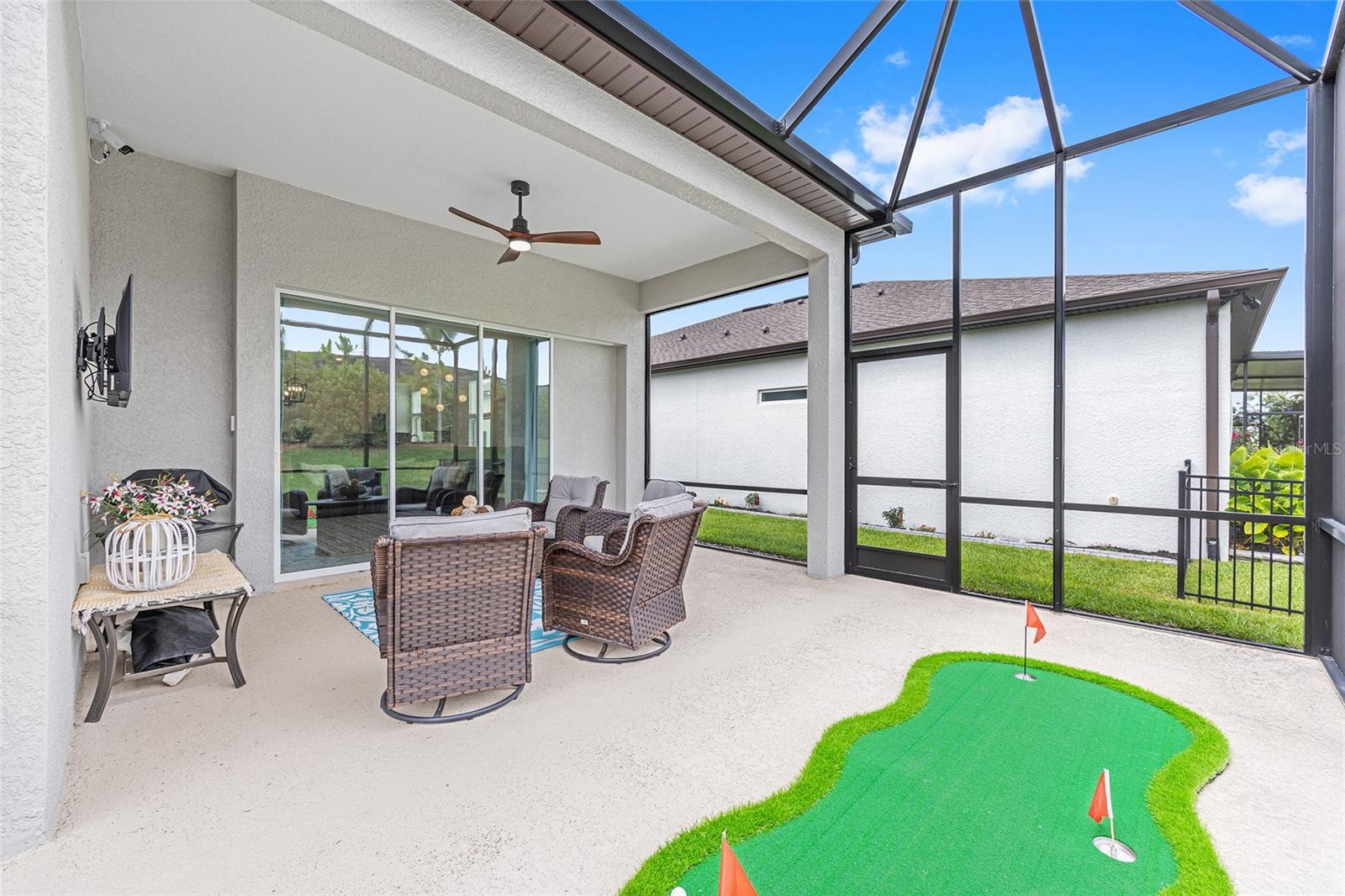 Image 37 of 39 For 8809 61st Loop